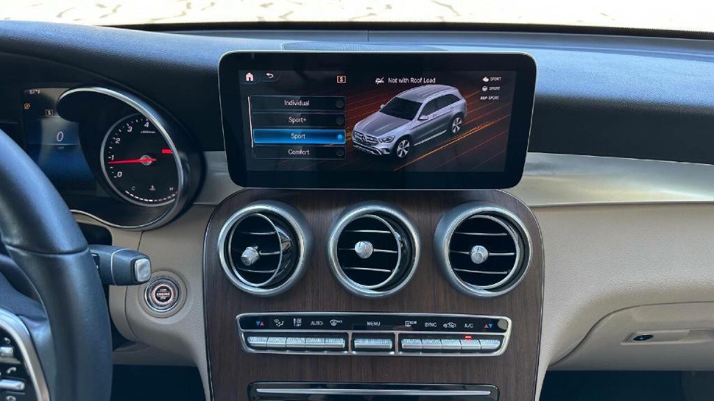 2021 Mercedes-Benz GLC-Class Image 13