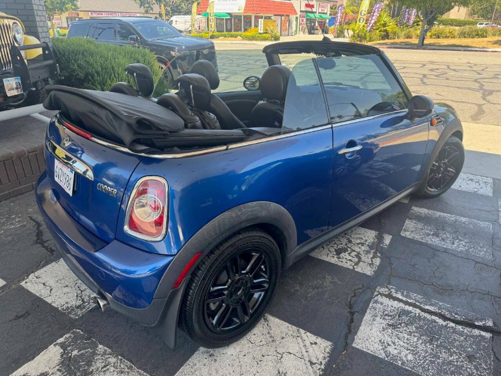 2015 MINI Cooper Image 3