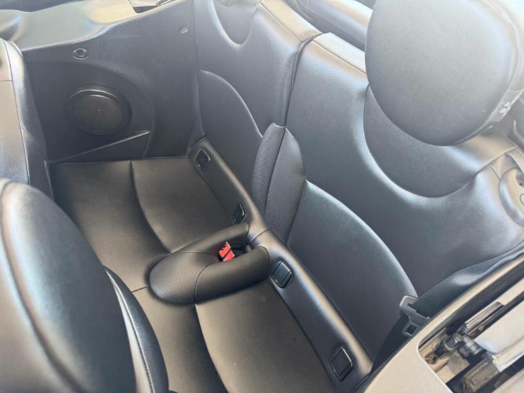 2015 MINI Cooper Image 11