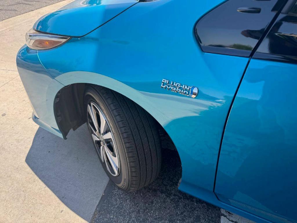 2017 Toyota Prius Image 6