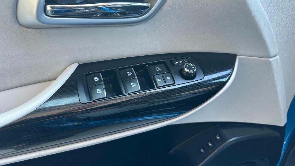 2019 Toyota Mirai Image 8