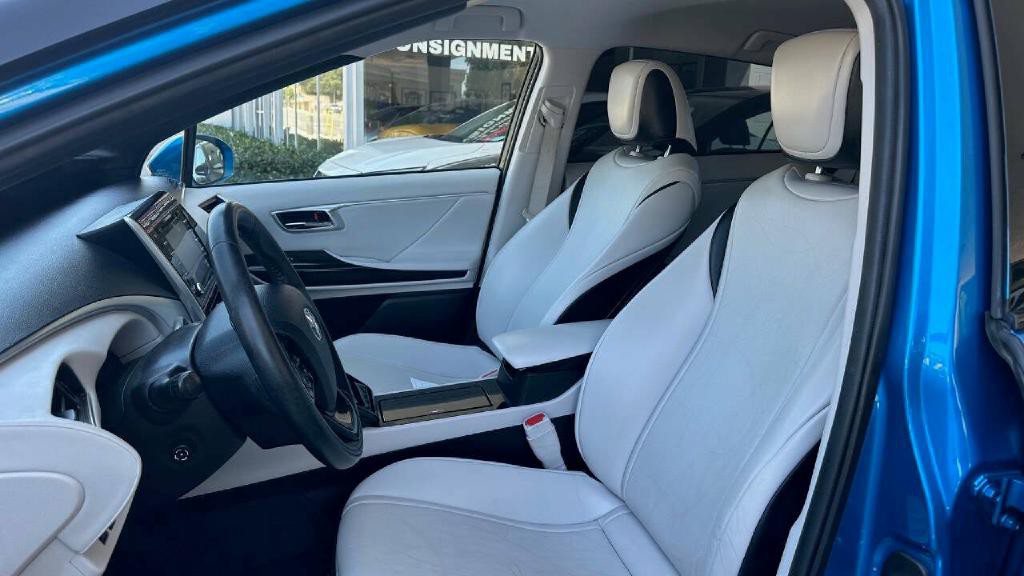 2019 Toyota Mirai Image 11