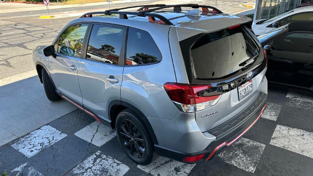 2022 Subaru Forester Image 6