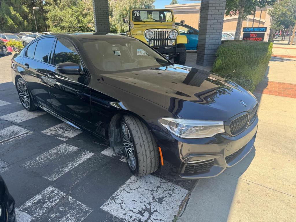 2017 BMW 5 Series Image 2
