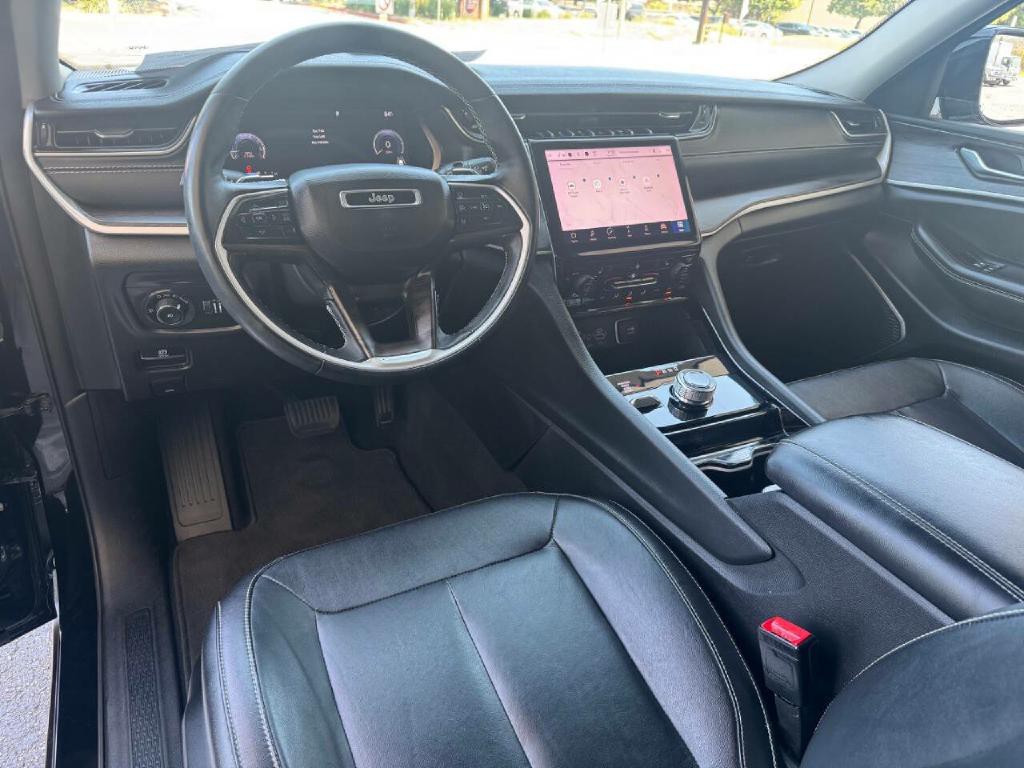 2022 Jeep Grand Cherokee Image 16