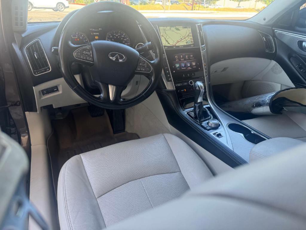 2014 INFINITI Q50 Image 16