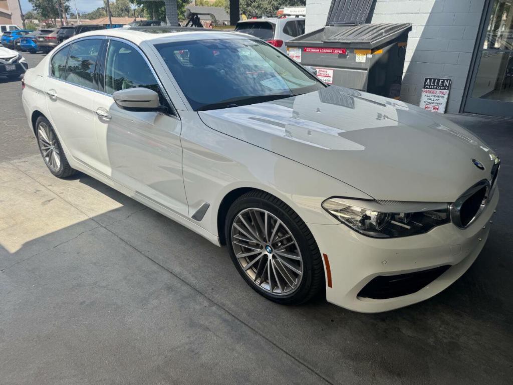 2018 BMW 5 Series Image 2