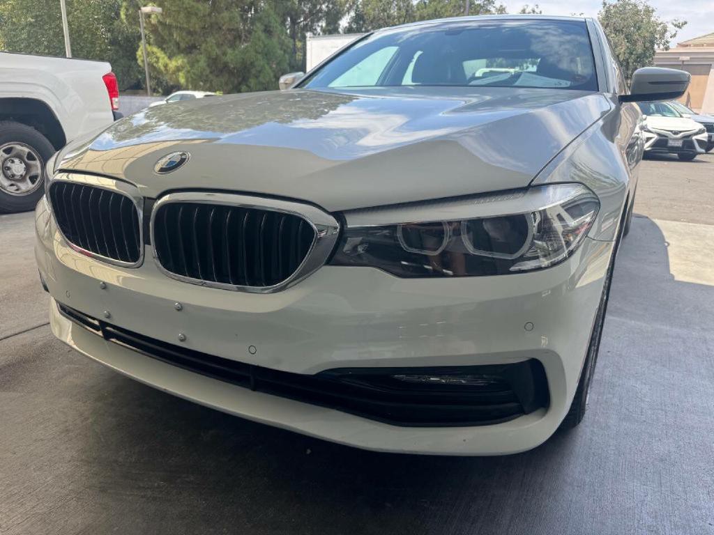 2018 BMW 5 Series Image 5