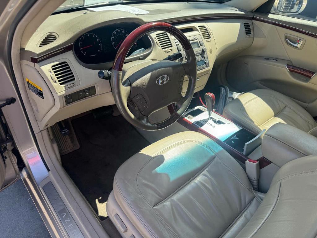 2008 Hyundai Azera Image 12