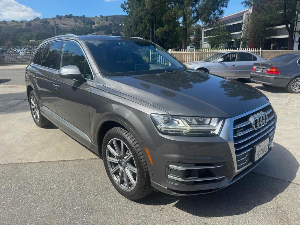 2018 Audi Q7 Image 2