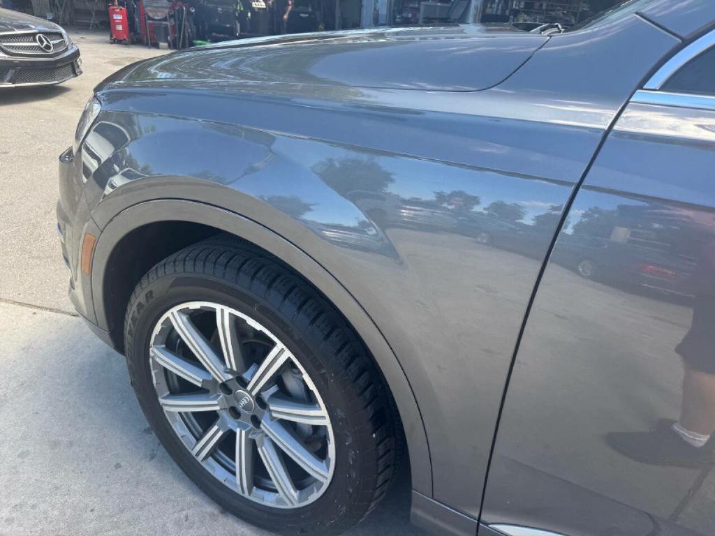 2018 Audi Q7 Image 7