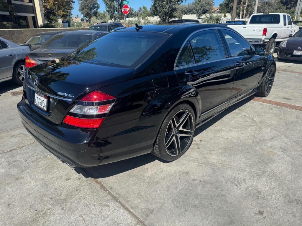 2008 Mercedes-Benz S-Class Image 3