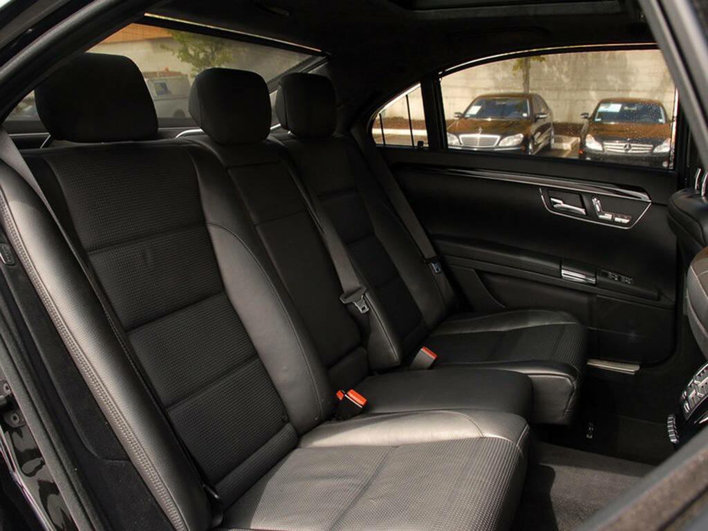 2008 Mercedes-Benz S-Class Image 26