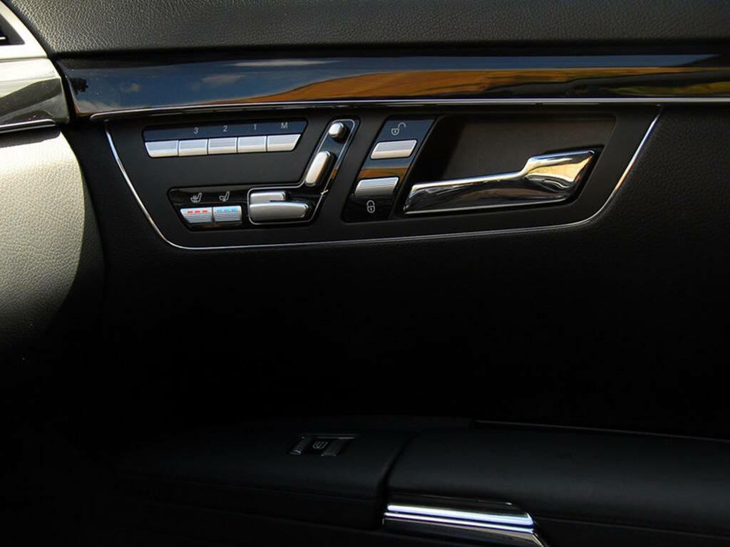 2008 Mercedes-Benz S-Class Image 30