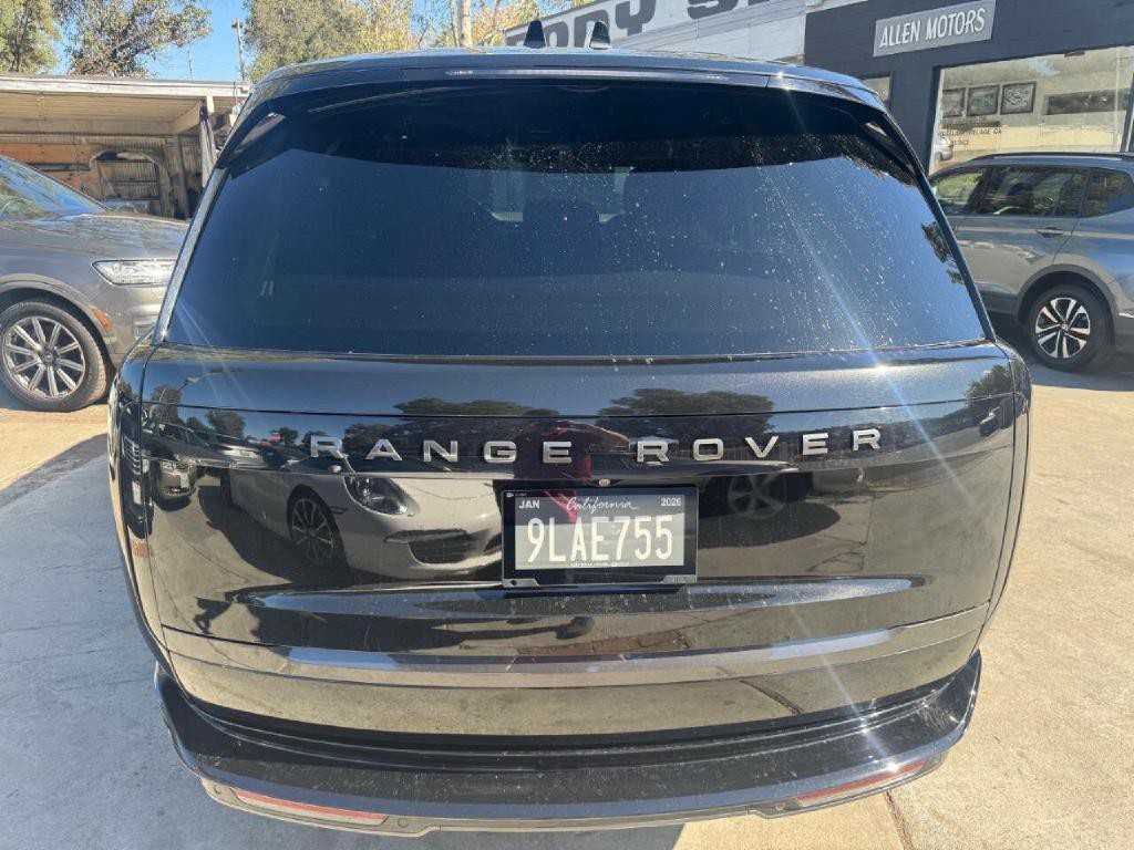 2024 Land Rover Range Rover Image 9