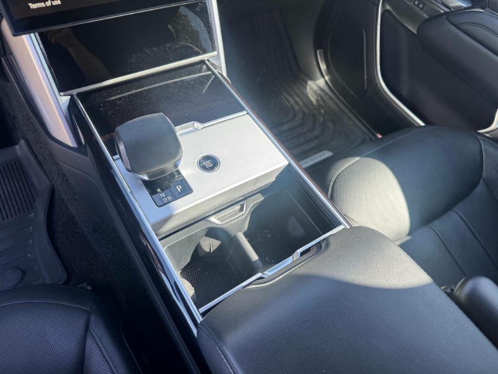 2024 Land Rover Range Rover Image 15