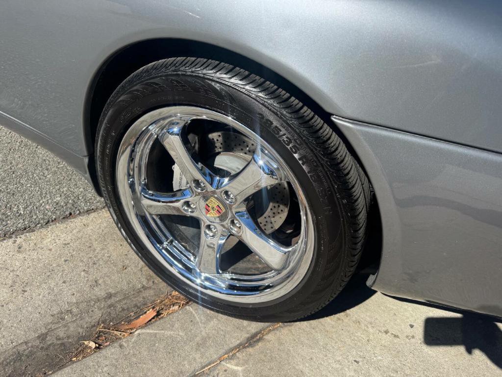 2003 Porsche 911 Image 5