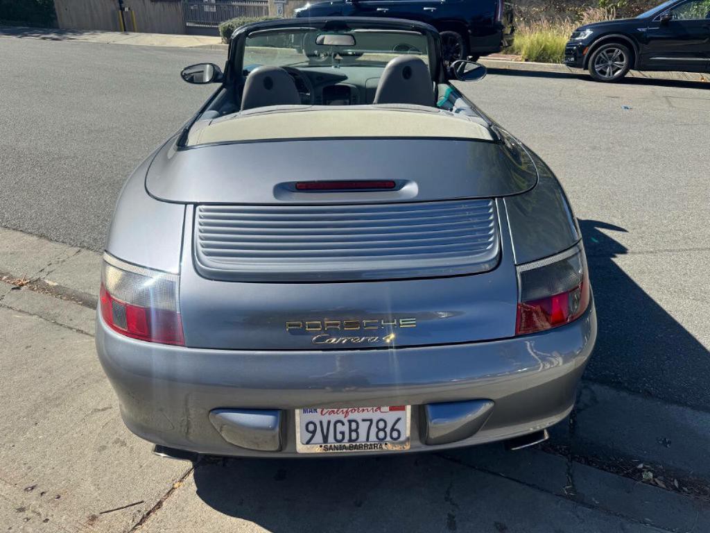 2003 Porsche 911 Image 7