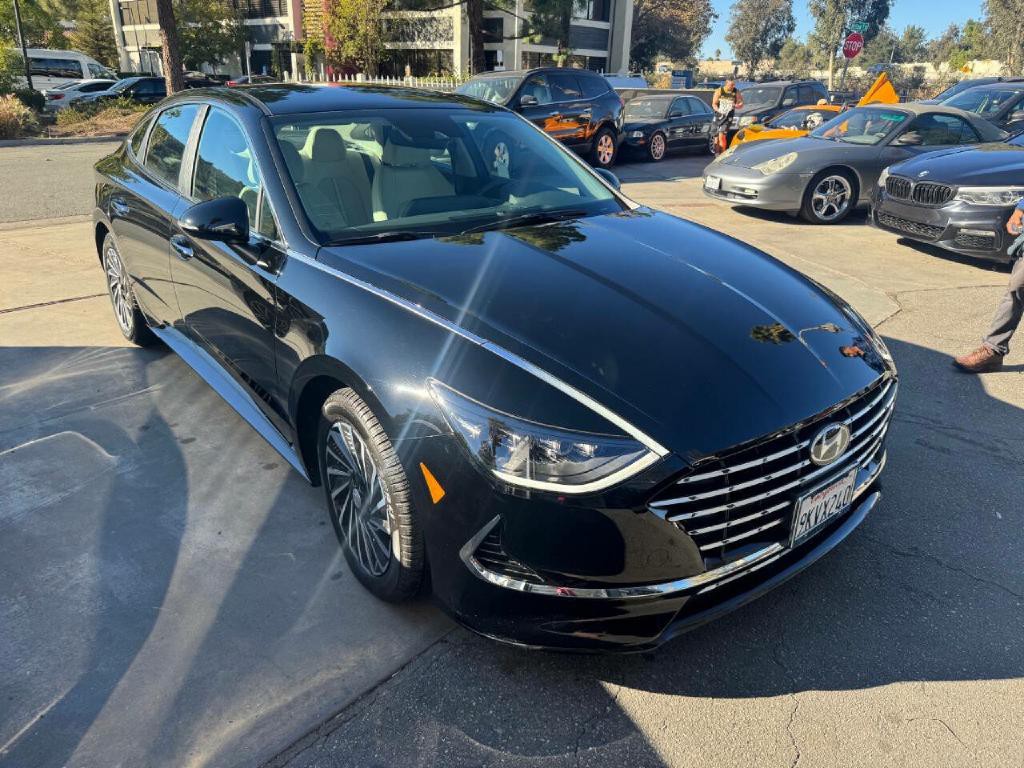 2023 Hyundai Sonata Image 2