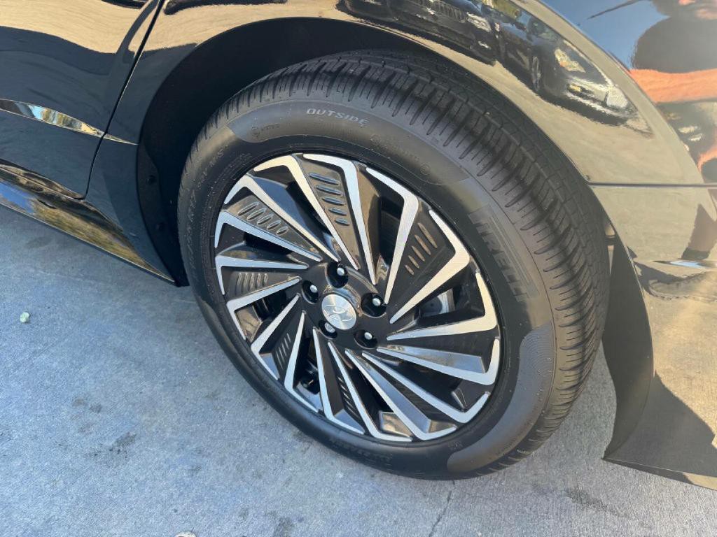 2023 Hyundai Sonata Image 5