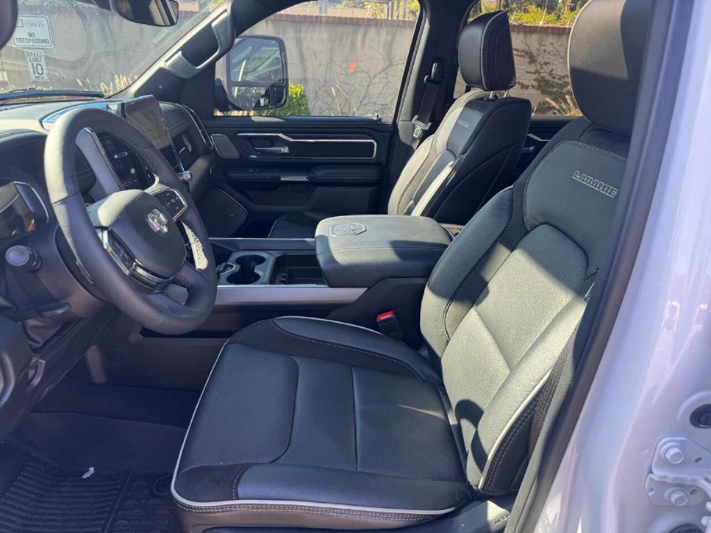 2025 RAM 1500 Image 9