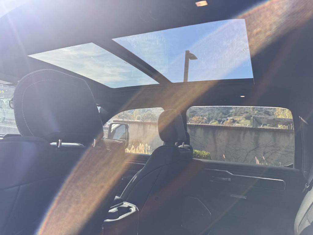 2025 RAM 1500 Image 12