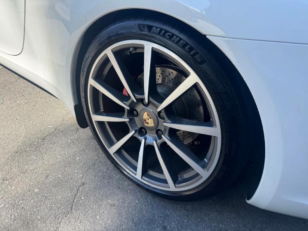 2012 Porsche 911 Image 5