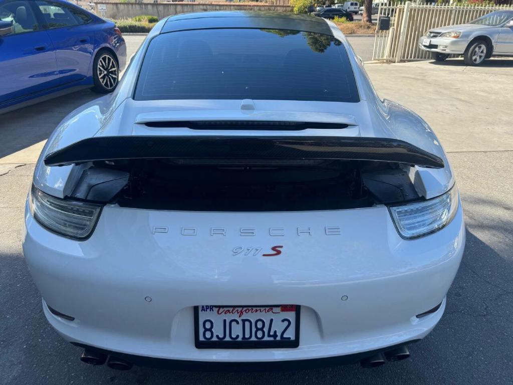 2012 Porsche 911 Image 9