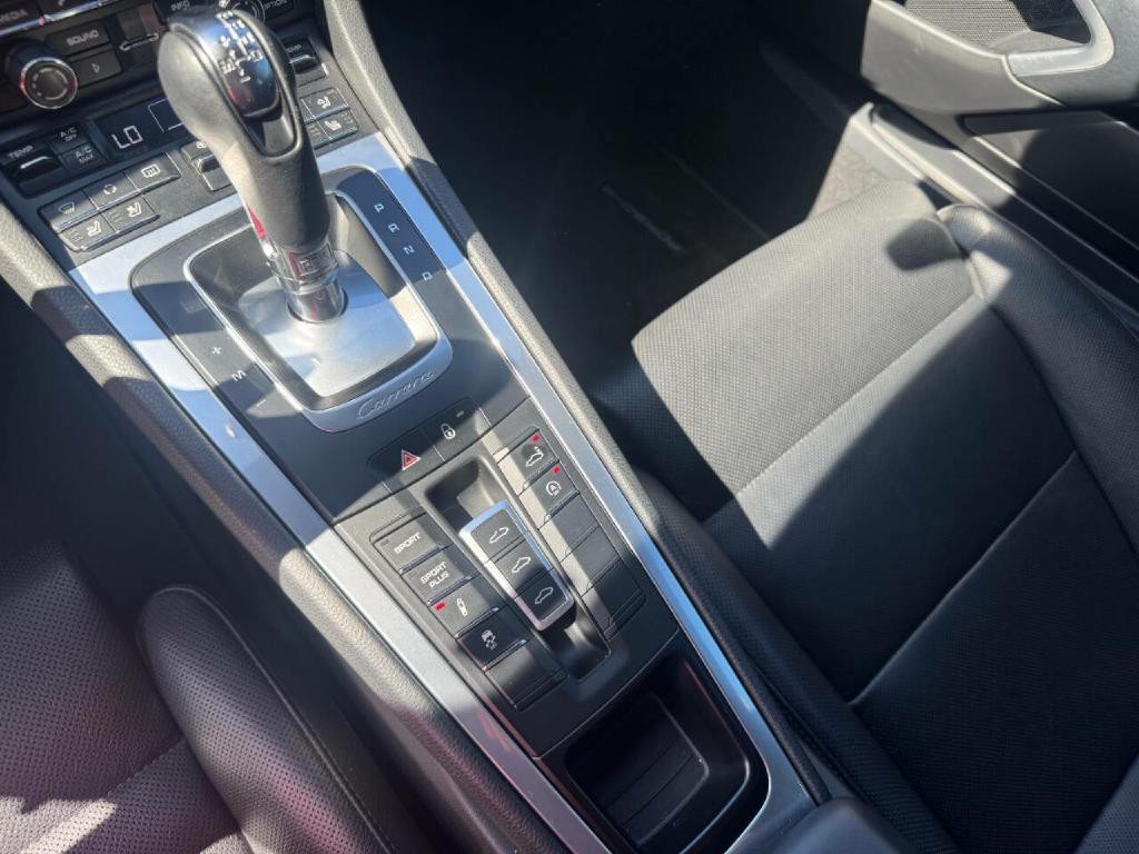 2012 Porsche 911 Image 17