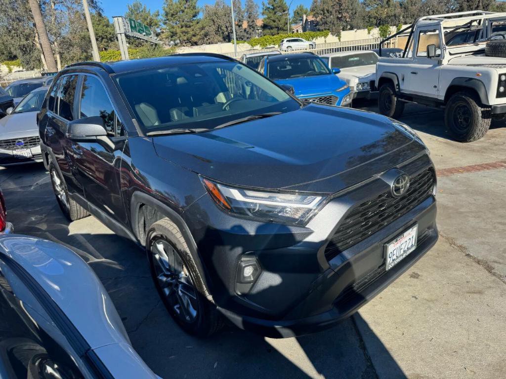 2023 Toyota Rav4 Image 2