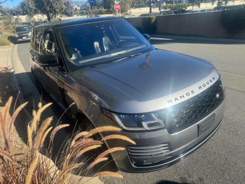 2021 Land Rover Range Rover Image 2