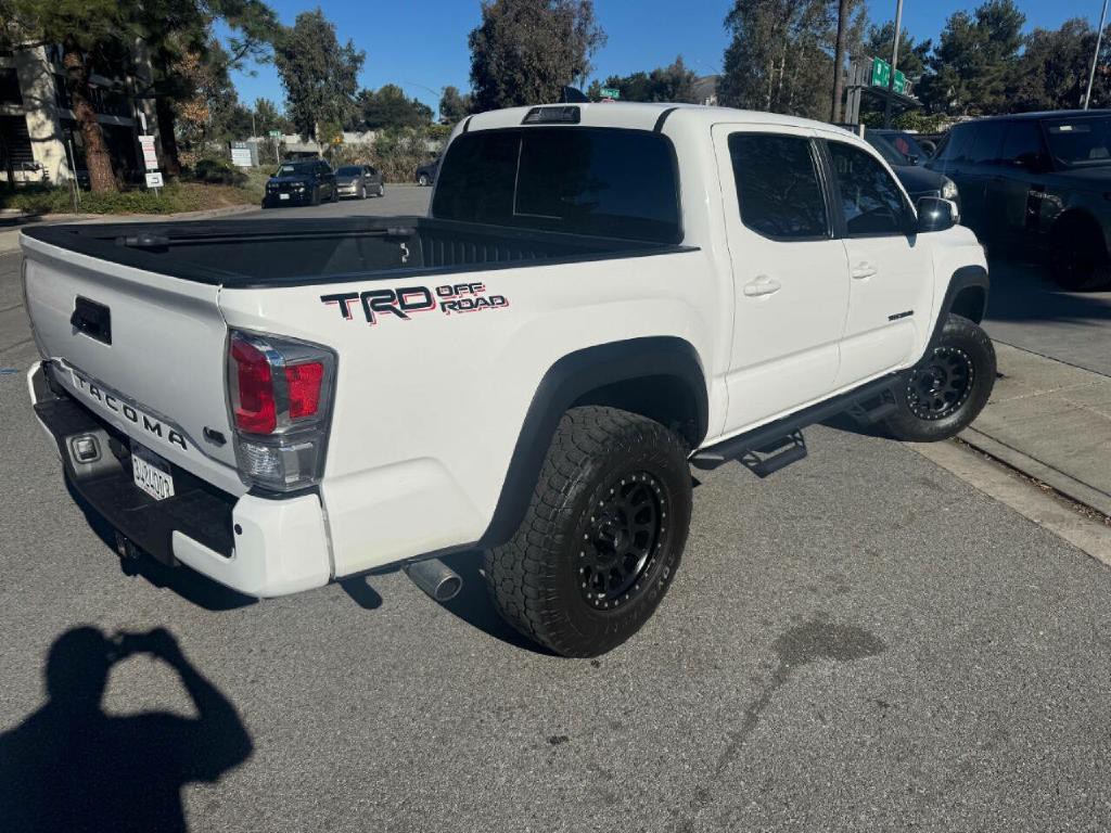 2021 Toyota Tacoma Image 3