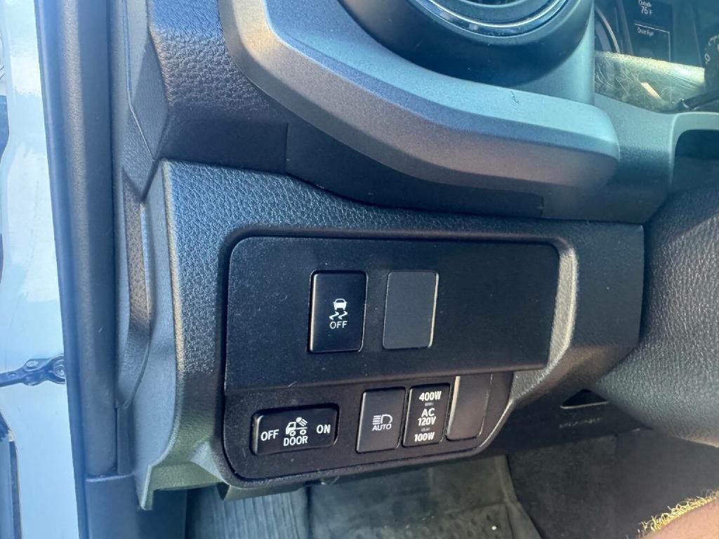 2021 Toyota Tacoma Image 15