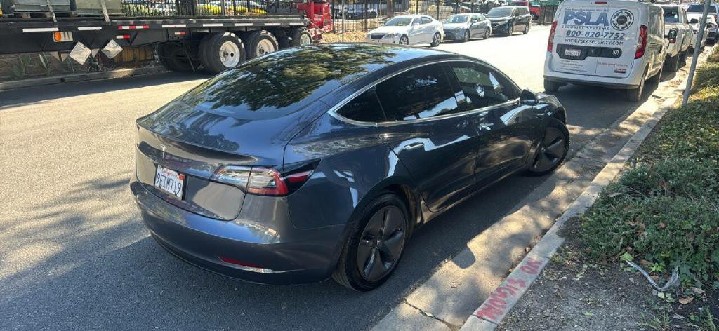 2019 Tesla Model 3 Image 3