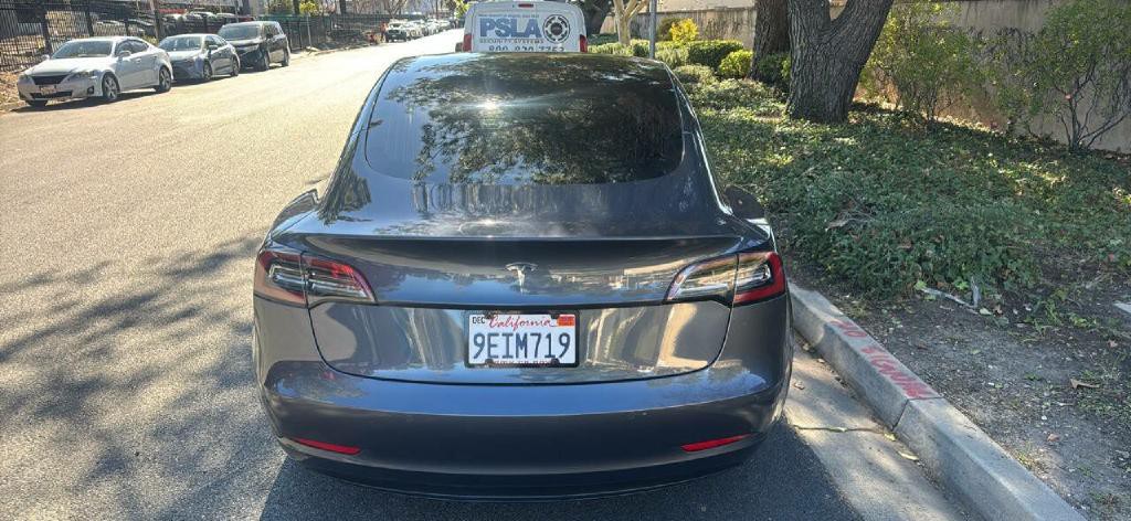 2019 Tesla Model 3 Image 8