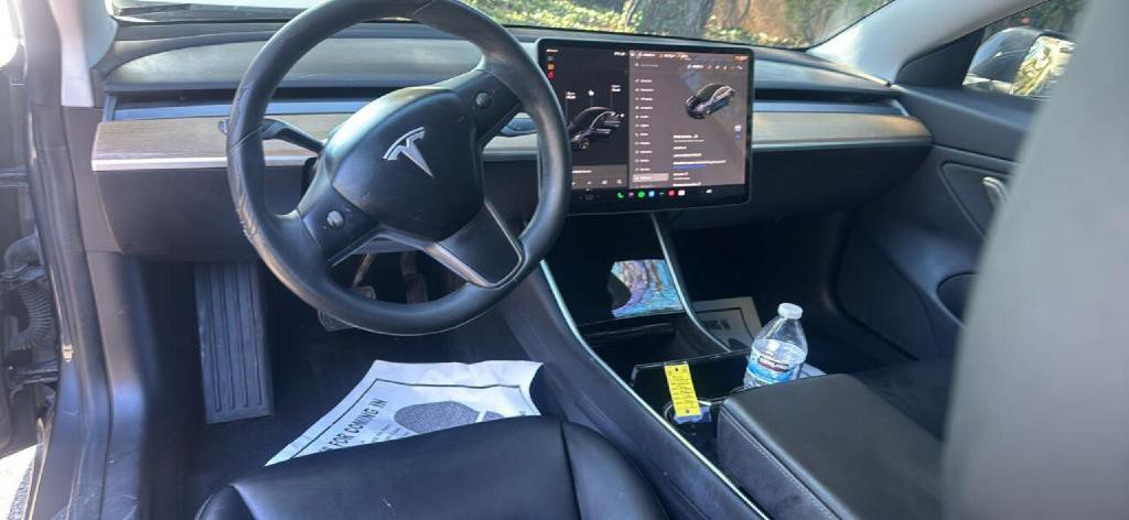 2019 Tesla Model 3 Image 15