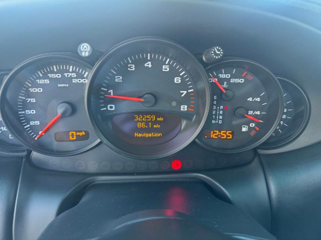 2003 Porsche 911 Image 16