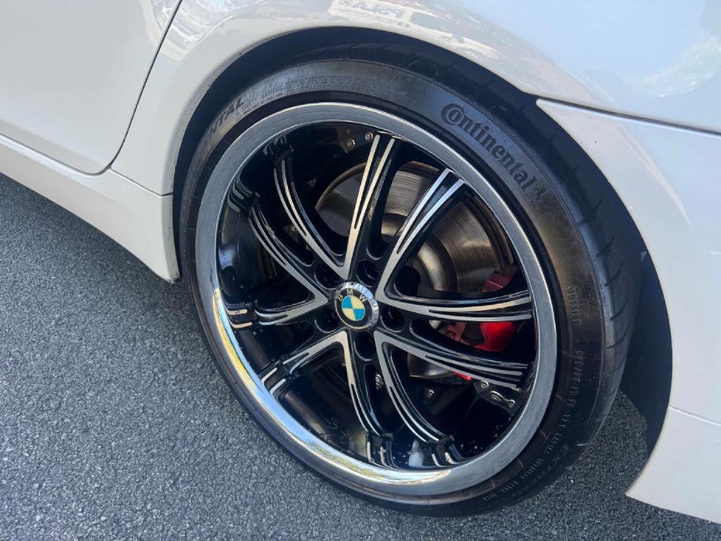 2010 BMW 5 Series Image 5