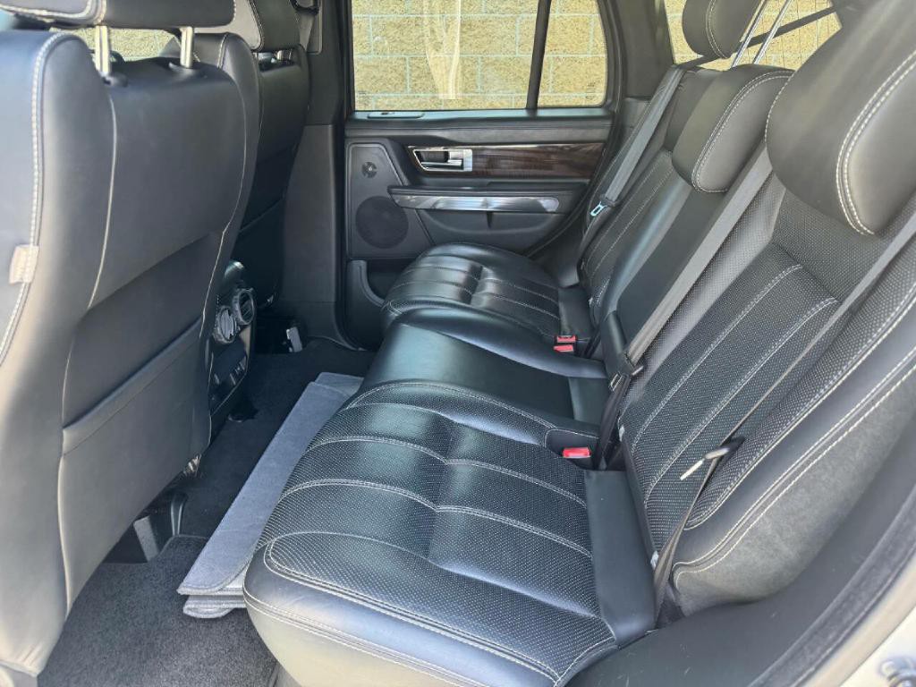 2013 Land Rover Range Rover Sport Image 17