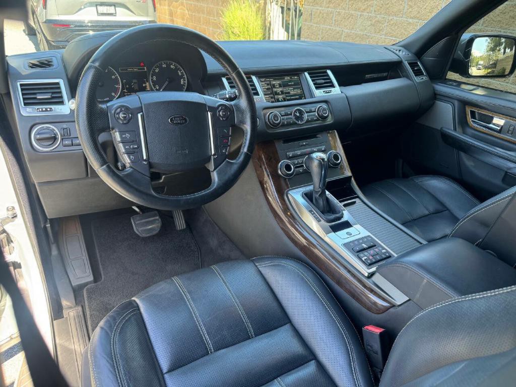 2013 Land Rover Range Rover Sport Image 18