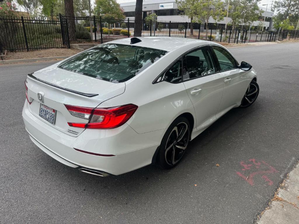2021 Honda Accord Image 4