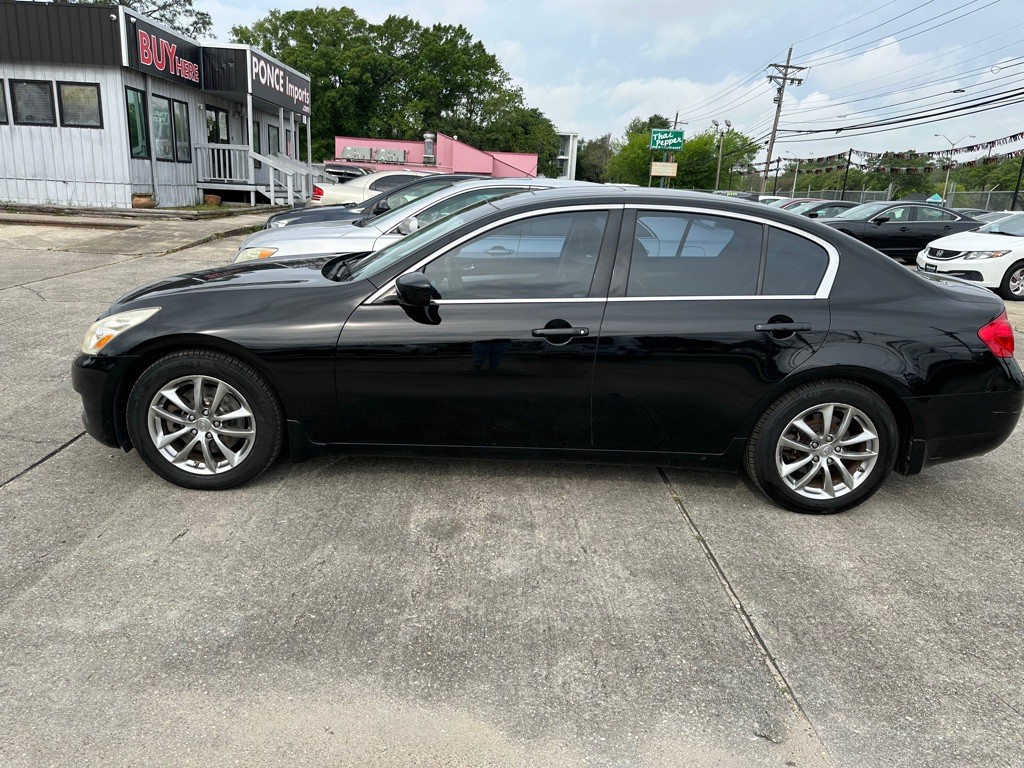 2009 INFINITI G37 Image 3