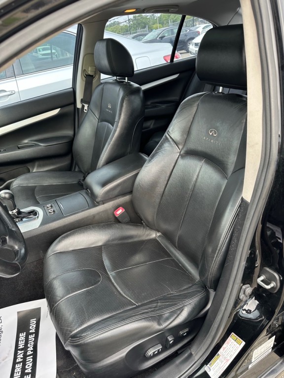 2009 INFINITI G37 Image 4