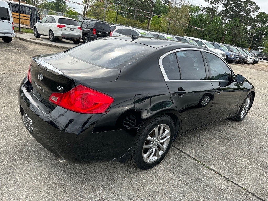 2009 INFINITI G37 Image 6