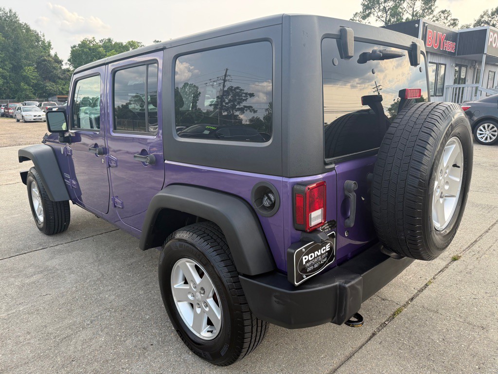 2017 Jeep Wrangler Unlimited Image 8