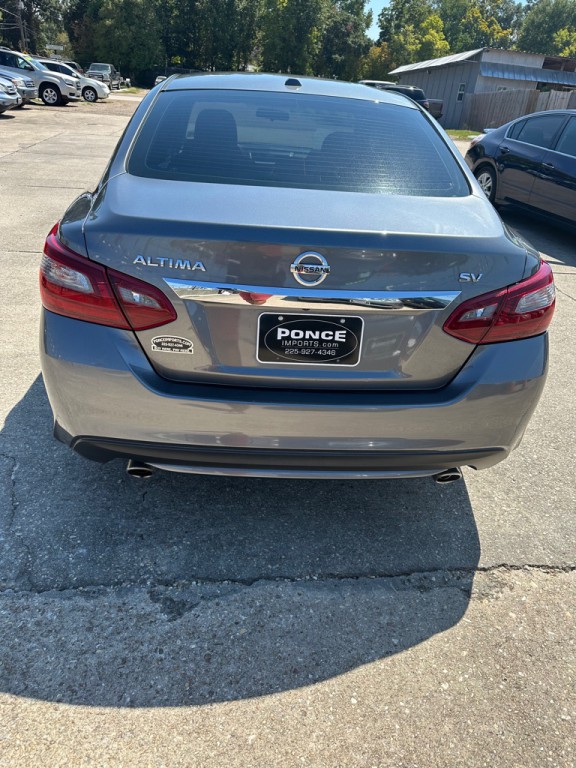 2018 Nissan Altima Image 5
