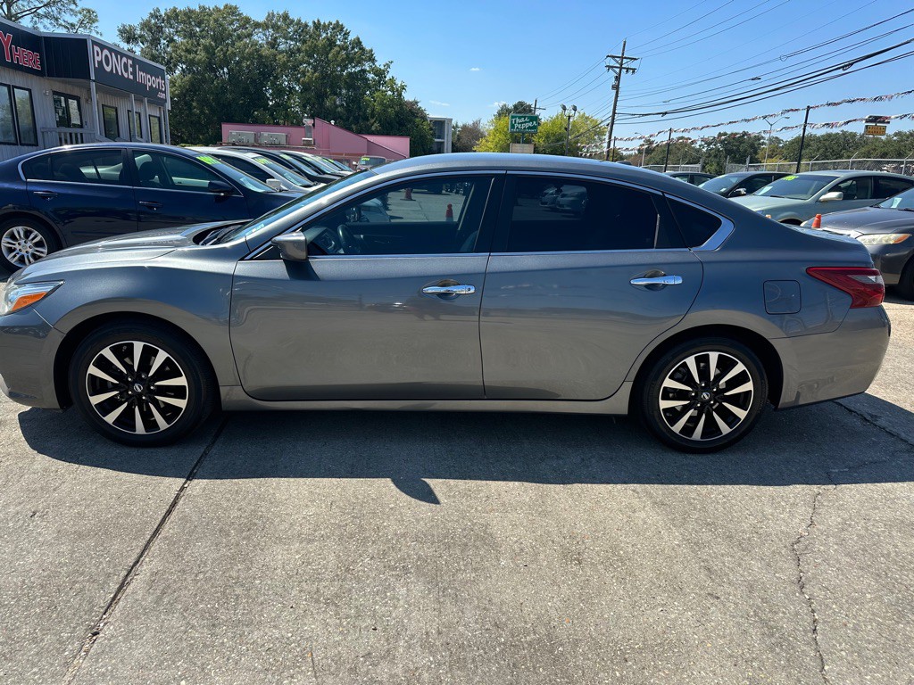 2018 Nissan Altima Image 6
