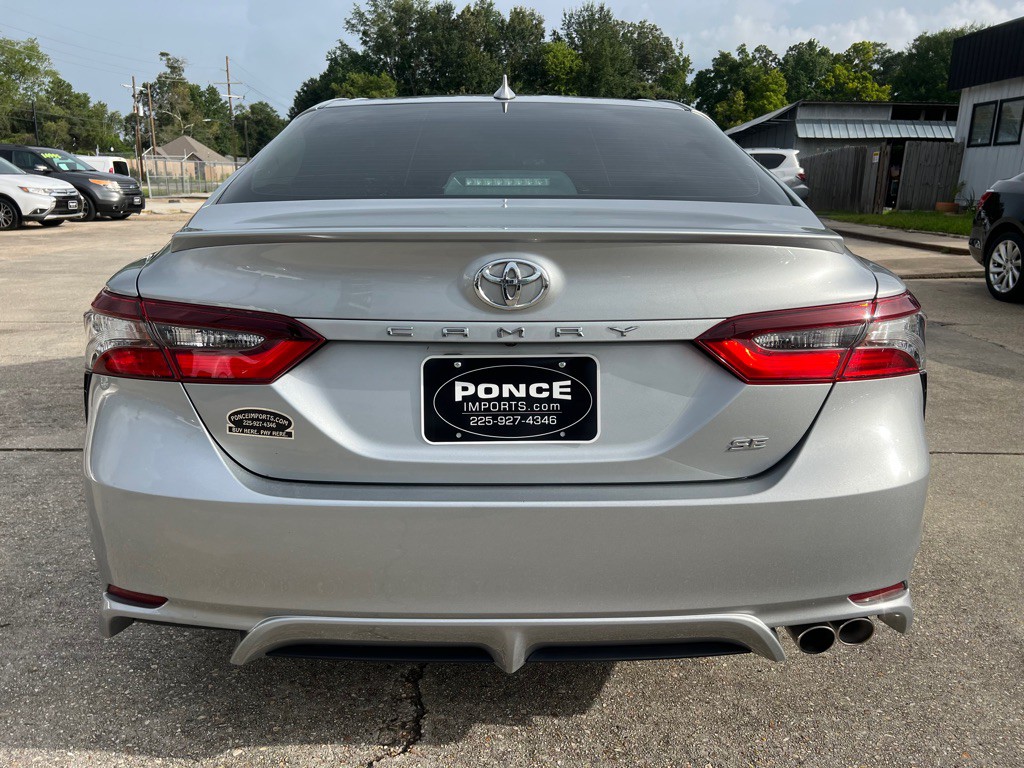 2021 Toyota Camry Image 4