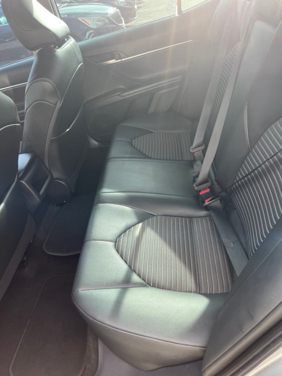 2021 Toyota Camry Image 5
