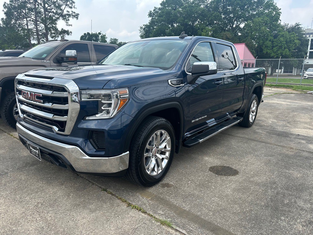2019 GMC Sierra Image 2